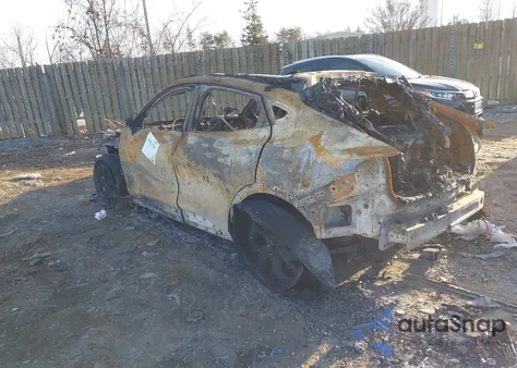 2022 Ford Mustang Mach-E Premium z USA, uszkodzony, nr VIN 3FMTK3SS9NMA34154